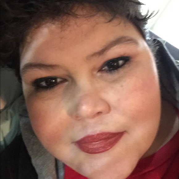 Meet your Posher, Danna - Picture 1 of 1